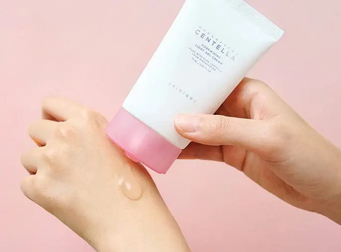 کرم ژل جمع کننده منافذ سنتلا